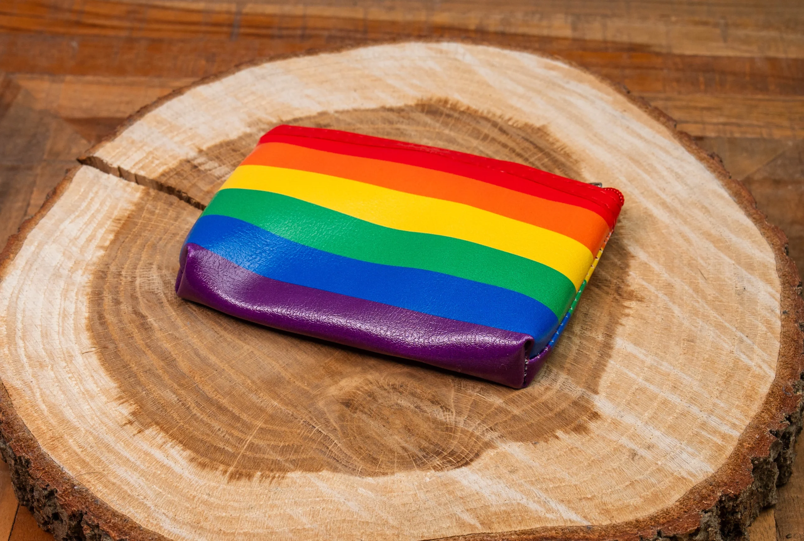 Pride portemonnee – compact regenboogdesign - Afbeelding 2