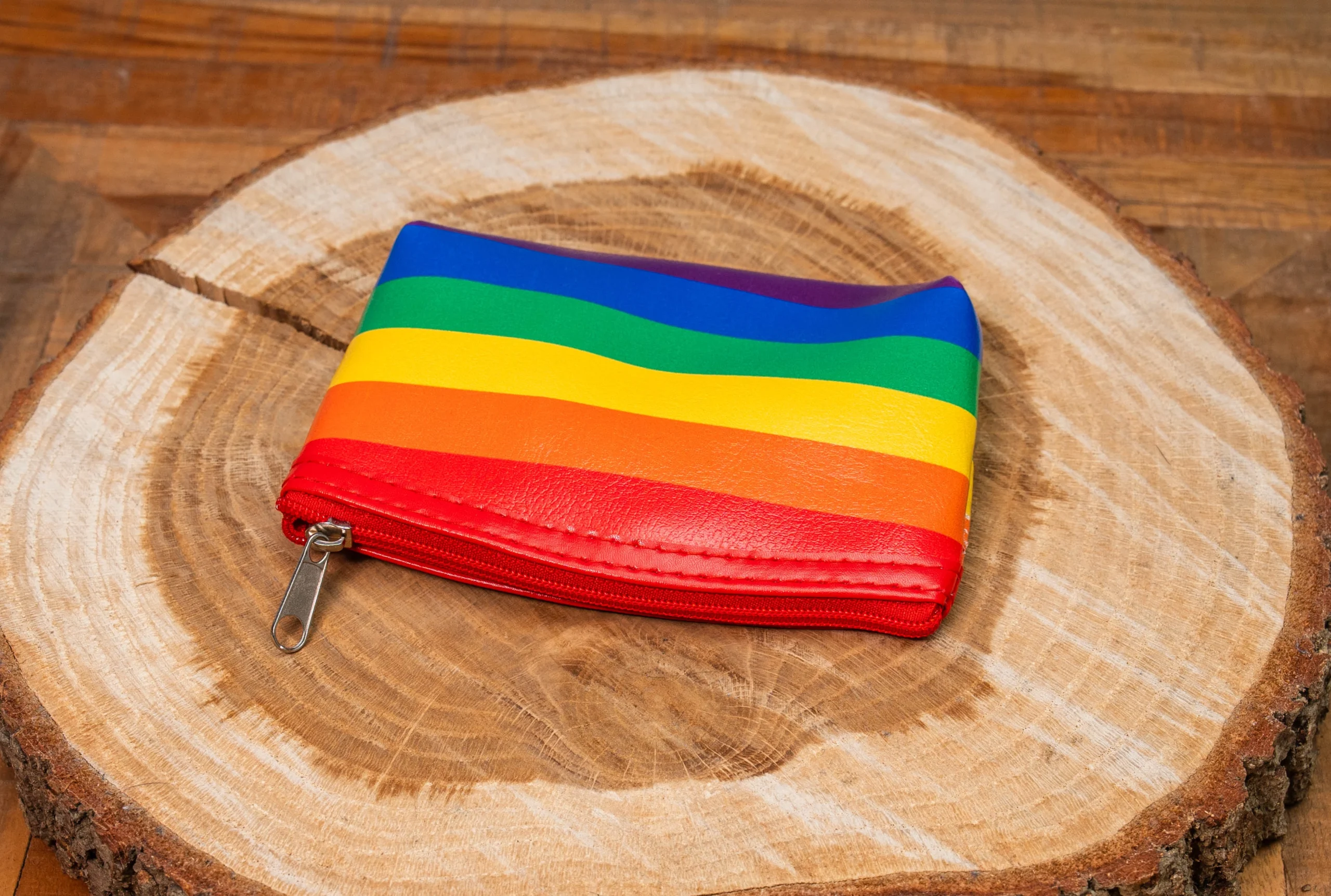 Pride portemonnee – compact regenboogdesign - Afbeelding 3