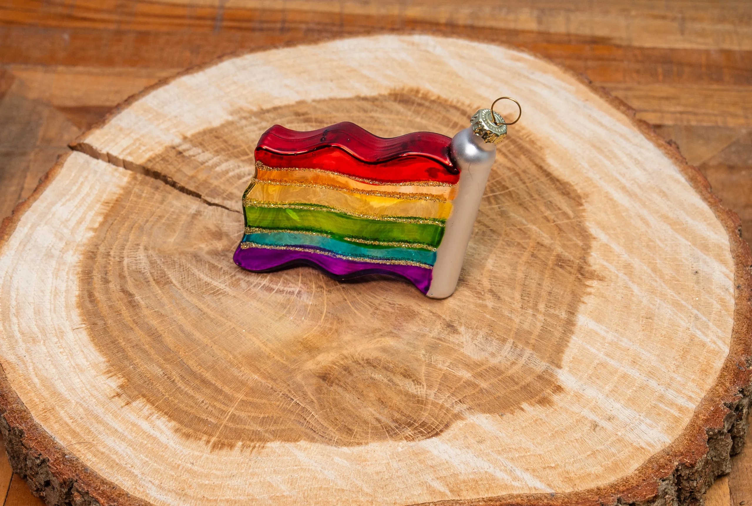 Pride glazen kerstboomhanger – regenboog kerstbal - Afbeelding 2