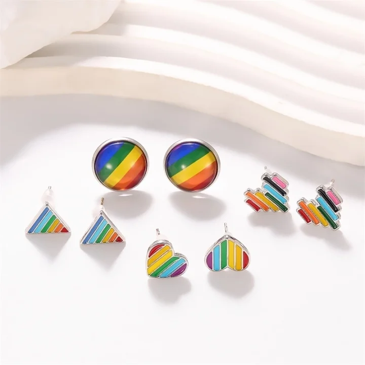Regenboog oorbellen studs in vier vormen
