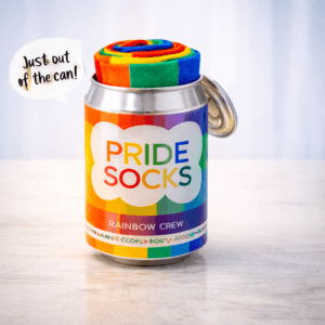 regenboogsokken in bierblik origineel pride cadeau