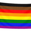 Philadelphia Pride vlag met acht horizontale banen in zwart, bruin, rood, oranje, geel, groen, blauw en paars